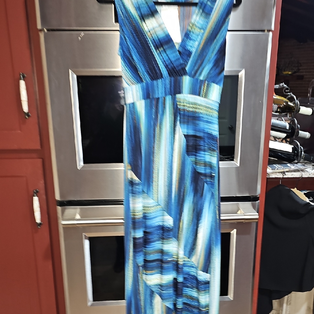Papillon Blanc Vibrant Blue and Green Maxi Dress